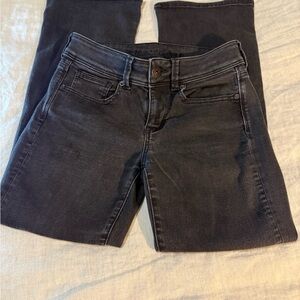 American Eagle next level stretch charcoal  jeans size 4